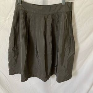 Banana Republic: Gray Cotton Blend Fit & Flare Shiny Skirt- 4